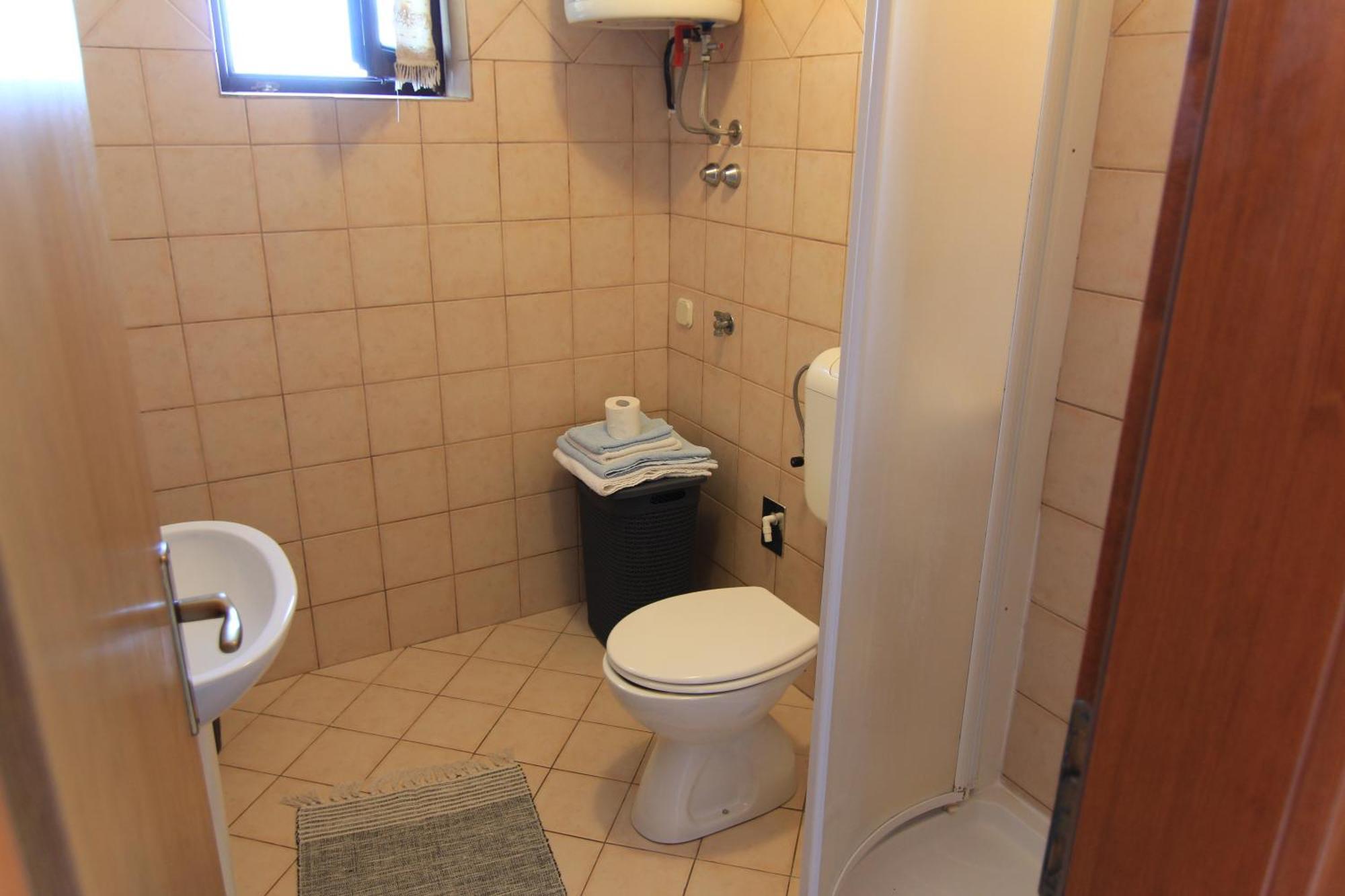 Apartments Daidzic By El-Pi Tours Njivice Ngoại thất bức ảnh