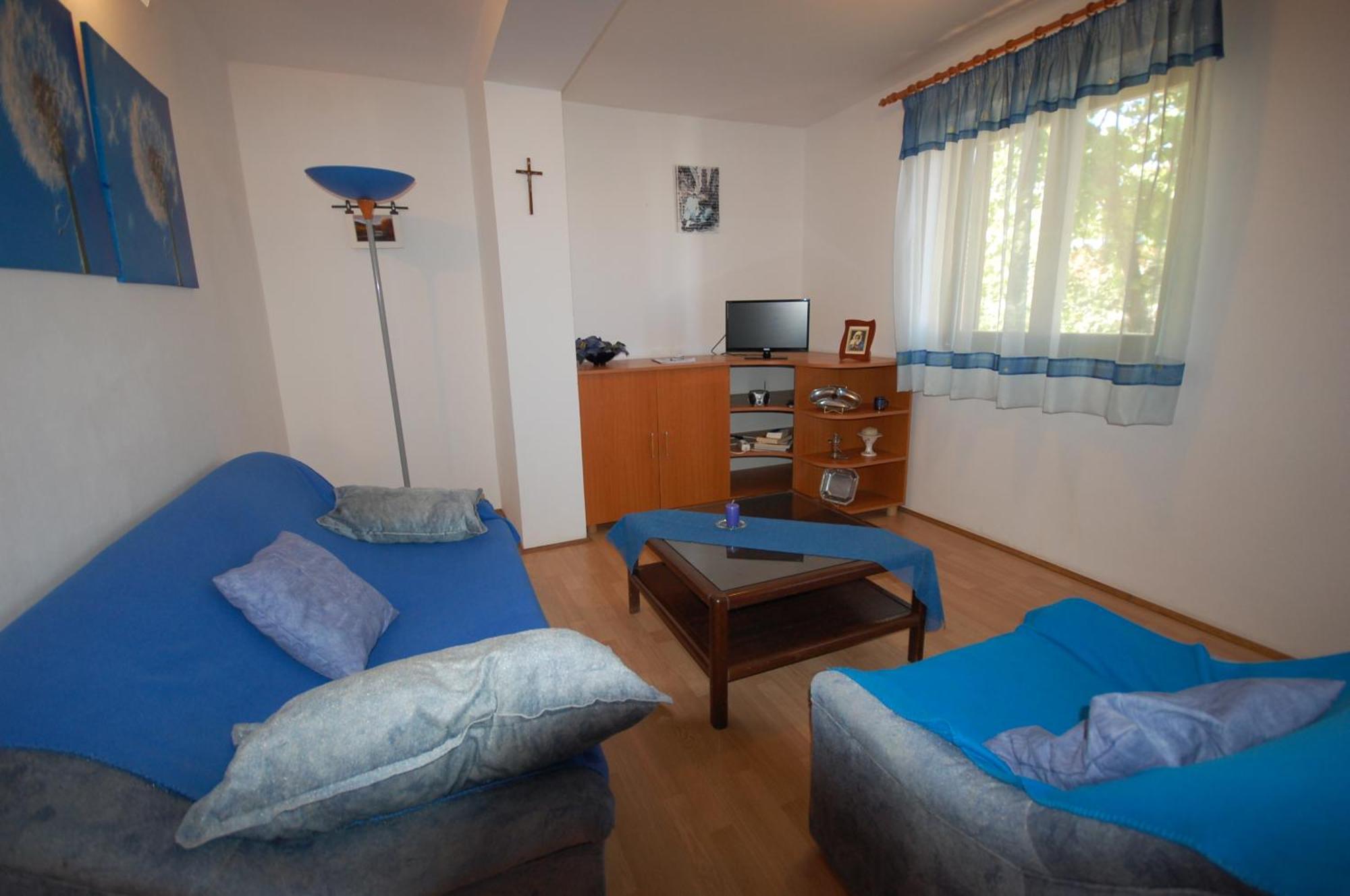 Apartments Daidzic By El-Pi Tours Njivice Ngoại thất bức ảnh