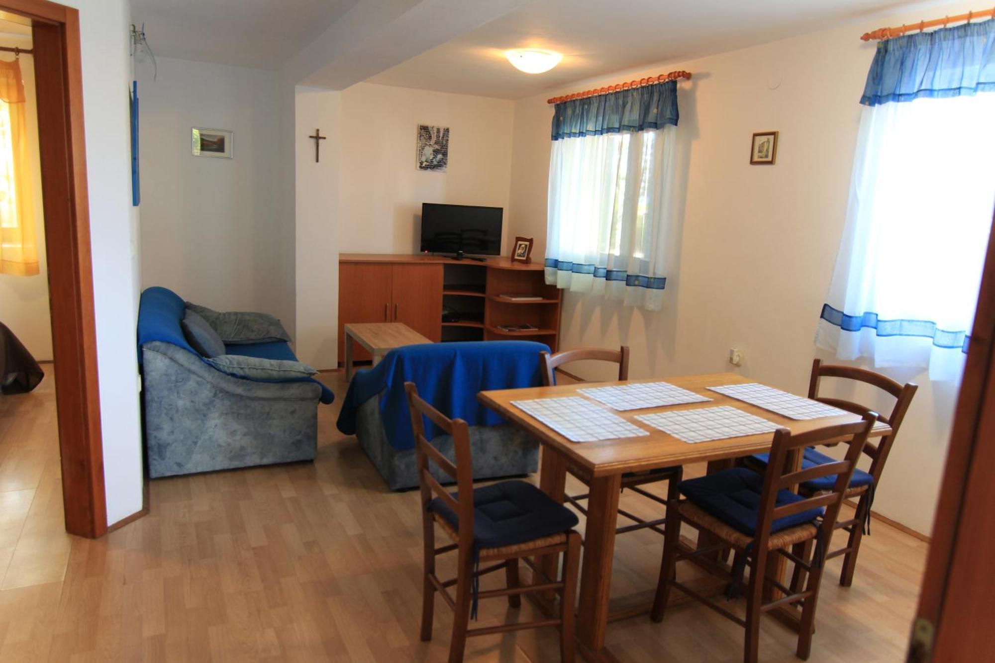 Apartments Daidzic By El-Pi Tours Njivice Ngoại thất bức ảnh